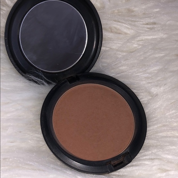 MAC Cosmetics Other - Mac Bronzing Powder